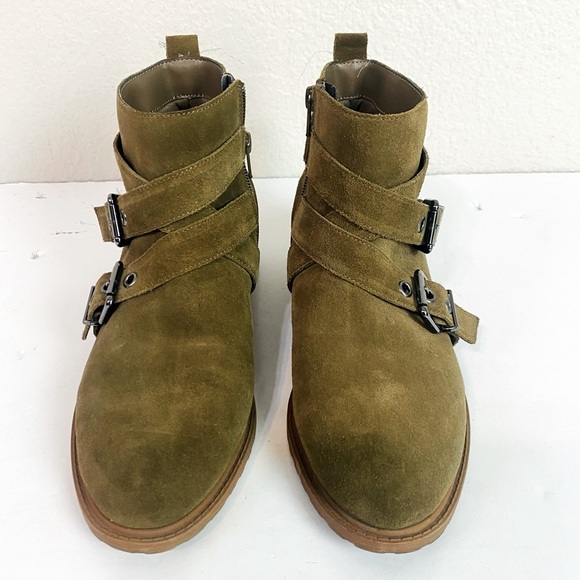 Bleeker and Bond Olive Green Kelsey Suede Booties Size 8 - Picture 3 of 7